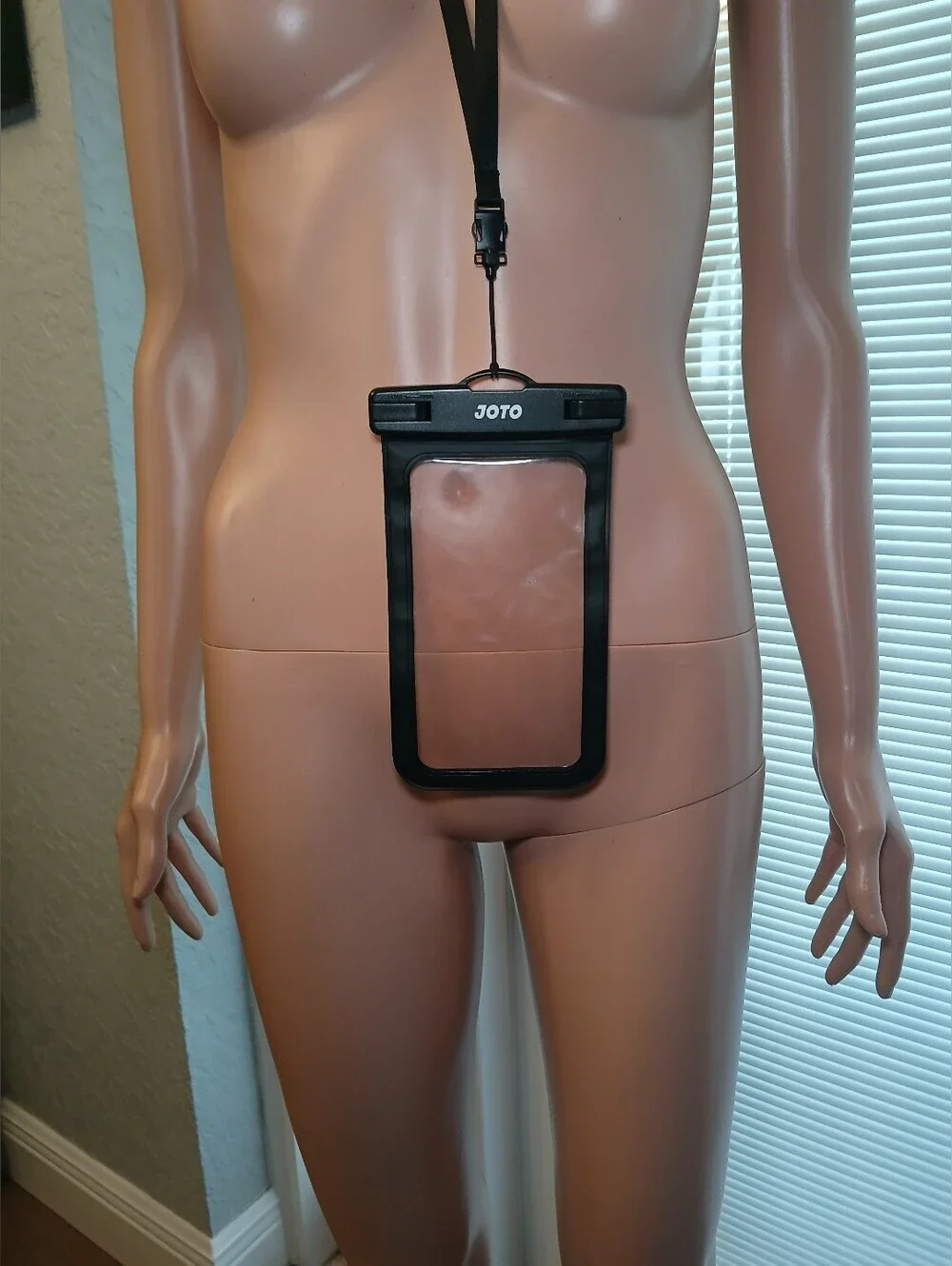 Joto Universal Waterproof Phone Pouch with Neck Lanyard - Black